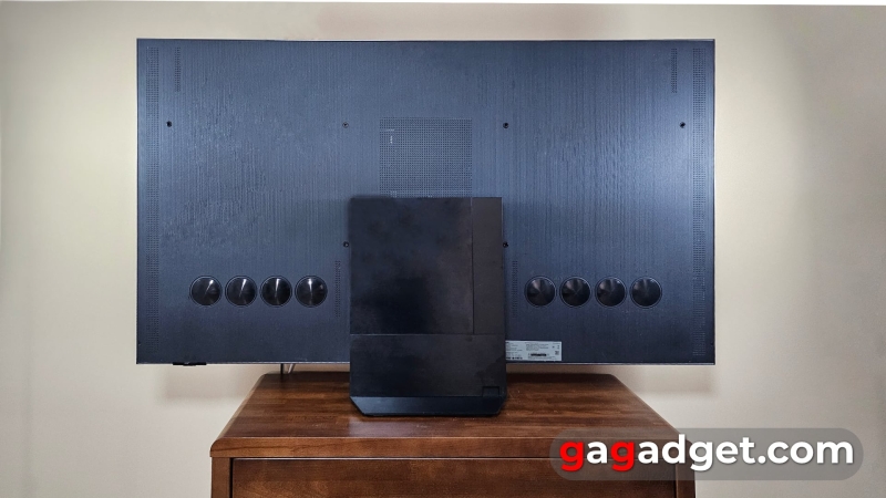 Знає як вам треба: огляд 65-дюймового ШІ-телевізора Samsung 8K Neo QLED QN900D