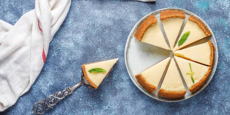 Від піци до&nbsp;чизкейку. Як їсти домашній сир&nbsp;&mdash; 11 смачних способів