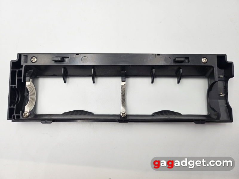 Детальний огляд робота-пилососа Samsung Jet Bot Combo AI з паровою дезінфекцією