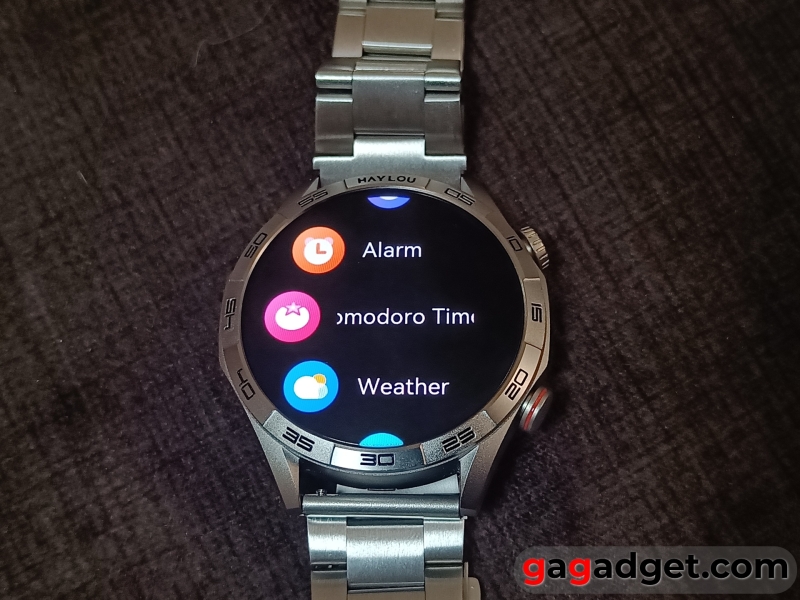 Металевий корпус і AMOLED-дисплей: огляд розумного годинника Haylou Solar 5 за 50 доларів