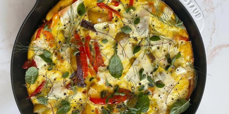 Від піци до&nbsp;чизкейку. Як їсти домашній сир&nbsp;&mdash; 11 смачних способів