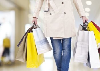 8 поганих звичок під час закупів продуктів, через які ви витрачаєте більше грошей