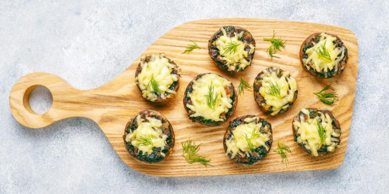 Від піци до&nbsp;чизкейку. Як їсти домашній сир&nbsp;&mdash; 11 смачних способів