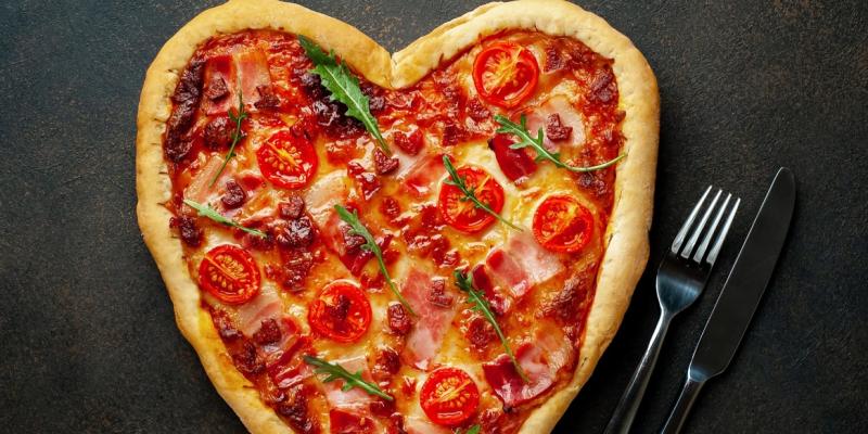 Від піци до&nbsp;чизкейку. Як їсти домашній сир&nbsp;&mdash; 11 смачних способів