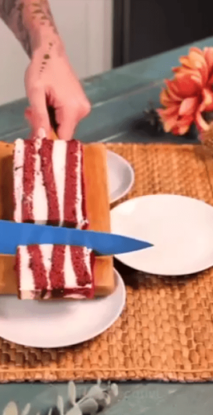 Идеально и очень просто: как равномерно нарезать круглый торт на кусочки