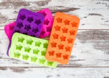 Як очистити силіконову форму для випікання