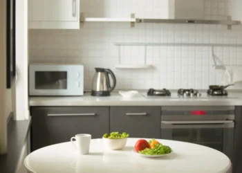 Як прибрати запах з кухні: ТОП-5 порад господиням