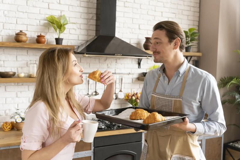 Як розігріти випічку: ТОП-5 найпростіших способів на всі випадки