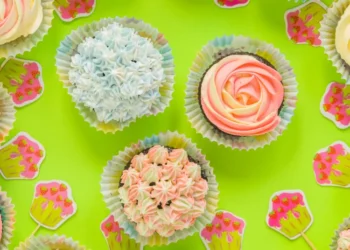 Як зробити формочки для кексів