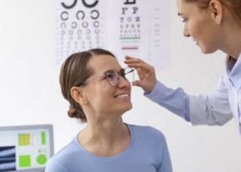 Який фрукт може згубити зір: його також не варто їсти тим, у кого підвищений цукор