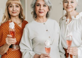 Яку стрижку вибрати в 50+, щоб ваш вік не можна було вгадати