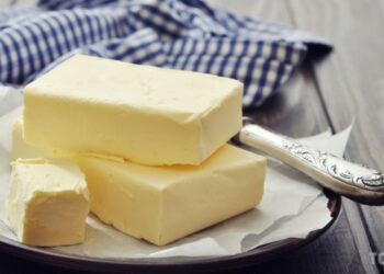 Найпоширеніші види вершкового масла та способи їхнього використання
