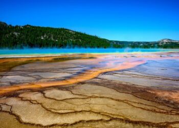 Названо найбільш вражаючі пейзажі у світі, які варто відвідати в першу чергу