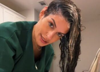 Перукар дала поради, як правильно мити голову, щоб волосся довго не бруднилося