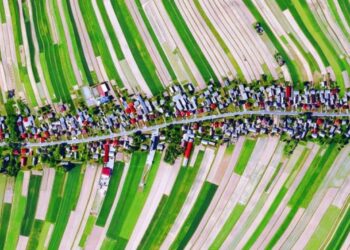 У європейському селі на єдиній вулиці живуть 6000 людей: чим ще воно цікаве для туристів