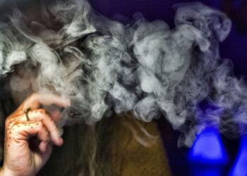 Вейпи не такі безпечні, як ви думали: нові відкриття вчених