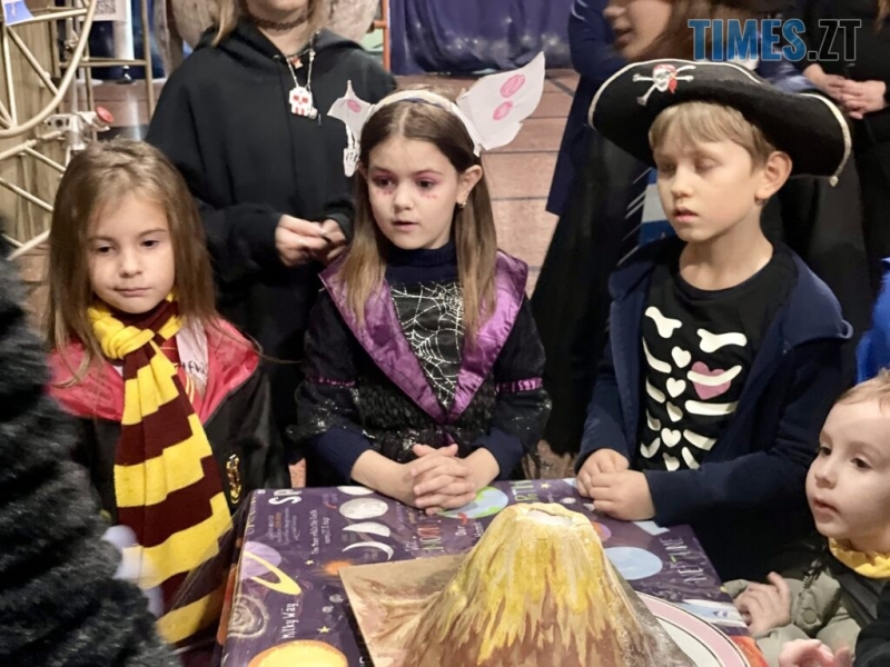 Відьми, маги та павуки: “Космічний Хелловін” у музеї в Житомирі (ФОТОРЕПОРТАЖ)