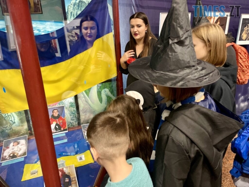 Відьми, маги та павуки: “Космічний Хелловін” у музеї в Житомирі (ФОТОРЕПОРТАЖ)
