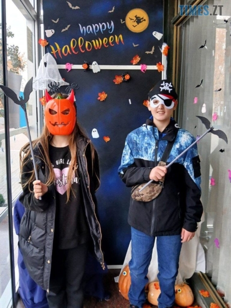 Відьми, маги та павуки: “Космічний Хелловін” у музеї в Житомирі (ФОТОРЕПОРТАЖ)