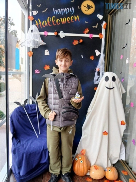 Відьми, маги та павуки: “Космічний Хелловін” у музеї в Житомирі (ФОТОРЕПОРТАЖ)