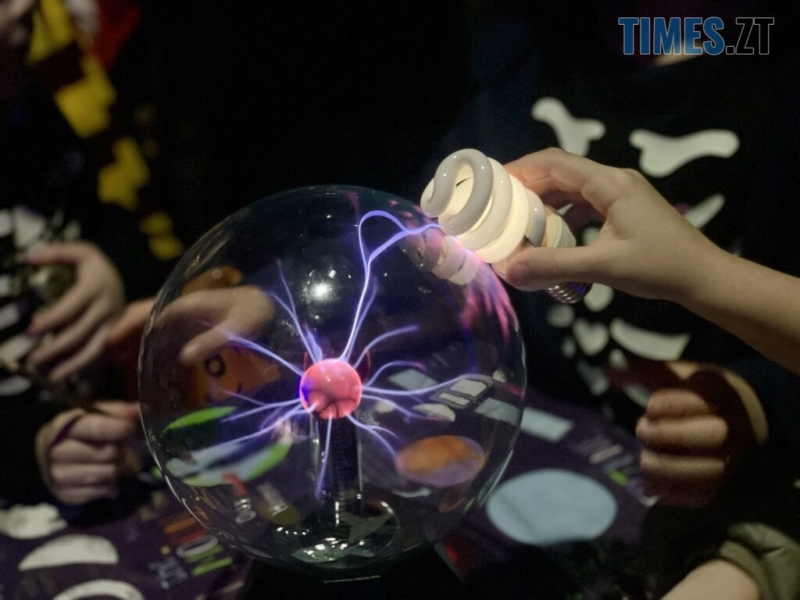 Відьми, маги та павуки: “Космічний Хелловін” у музеї в Житомирі (ФОТОРЕПОРТАЖ)