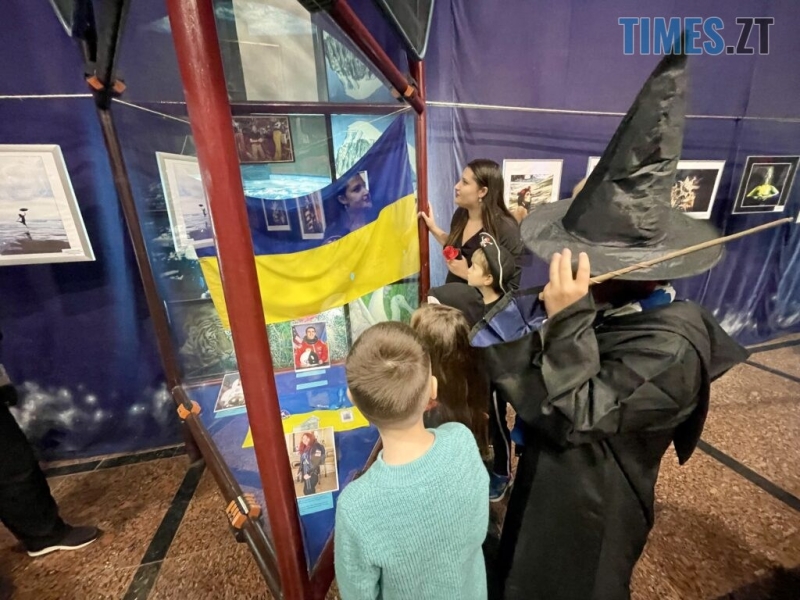 Відьми, маги та павуки: “Космічний Хелловін” у музеї в Житомирі (ФОТОРЕПОРТАЖ)