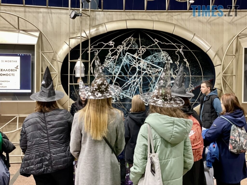 Відьми, маги та павуки: “Космічний Хелловін” у музеї в Житомирі (ФОТОРЕПОРТАЖ)
