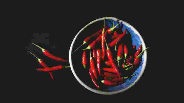 Чим загасити «пожежу» в роті після гострої їжі: найефективніші продукти