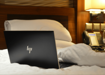 Ваш ноутбук може зламатися — 5 місць, де його не варто ставити