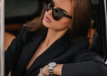 5 простих порад: як підбирати та носити прикраси