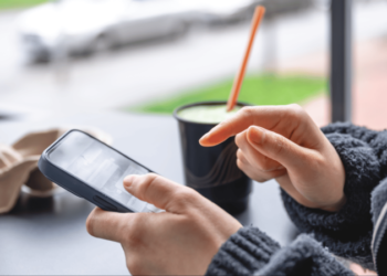 Смартфон працюватиме довше — 5 неочевидних налаштувань