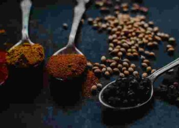 Чим можна замінити сіль у стравах: 5 альтернатив, про які ви не знали