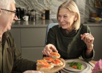 Ці продукти їдять усі люди, які живуть понад 100 років: повний список