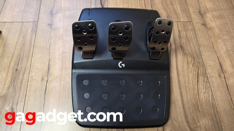 Технології задоволення: огляд керма Logitech G923 з TRUEFORCE