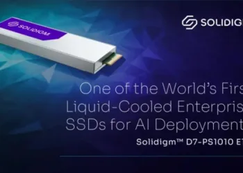 Дожились: Solidigm представила перший SSD з рідинним охолодженням для ШІ-серверів