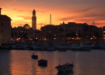 Італійське місто, яке було “оплотом” мафії, тепер зачаровує туристів