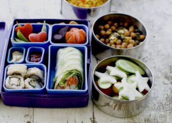 Як помити пластикові контейнери, щоб не залишилося жодних запахів