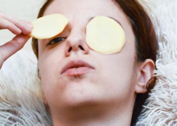 Як прибрати мішки під очима — 7 дієвих способів, які доступні кожній