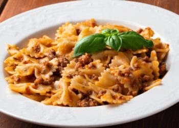 Как превратить макароны с фаршем в шедевр: рецепт простого, но роскошного ужина (ВИДЕО)