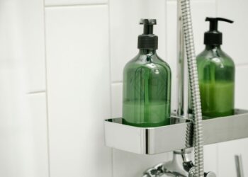 Кому який гель для душу підійде: розбираємо, як вибрати засіб для своєї шкіри