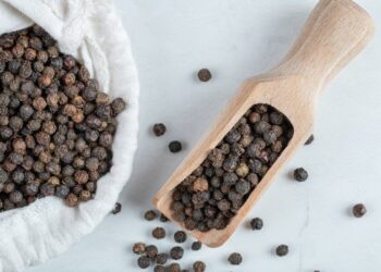 Не выбрасывайте: как спасти блюдо, в которое насыпали слишком много перца