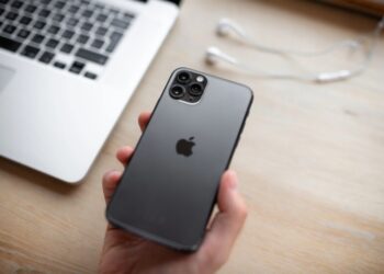 Опитування Viber: 75% українців обирають Android, але iPhone 11 — найпопулярніша модель смартфону