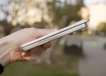 iPhone 17 Air стане найтоншим смартфоном Apple з новим роз’ємом USB-C