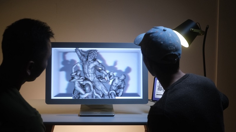 Майбутнє поруч: новий голографічний дисплей від Looking Glass показує 3D-зображення з будь-якої точки огляду і без VR/AR окулярів