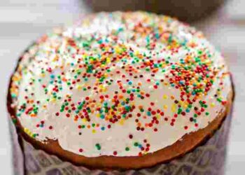 Великодні лайфхаки: як підготувати родзинки для паски та чи треба їх мити