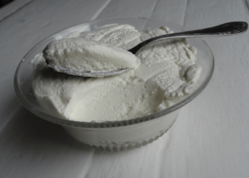 Крем-сир вдома за копійки — знадобиться 1 інгредієнт