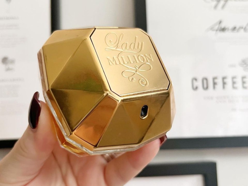 Аромати дорогої жінки: 4 парфуми зі шлейфом розкоші та багатства