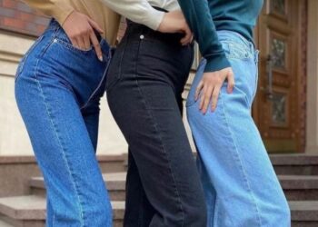 Ці джинси подовжують ноги: 5 моделей, які зроблять із вас високу красуню