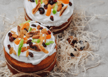 Паска буде м’якою навіть через тиждень — секрет у тісті