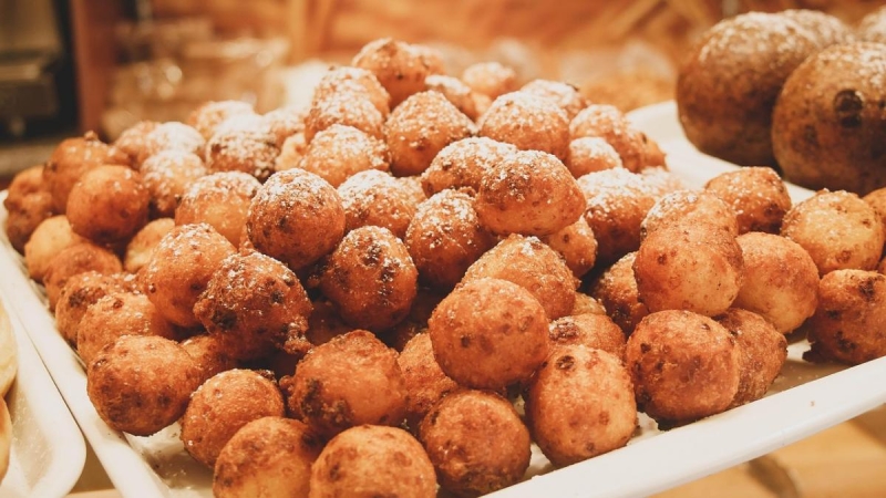 Як зробити смачні пончики: хрусткі, ніжні, тануть у роті